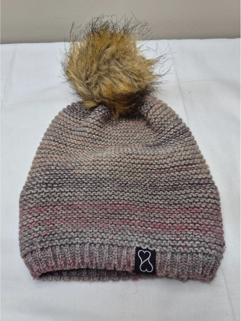Violet Love by Rebecca Michaels Knit Beanie Hat w/ Faux Fur Pom-Pom B471
